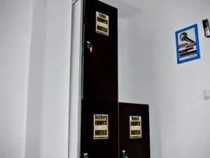 Free lockers in the rooms